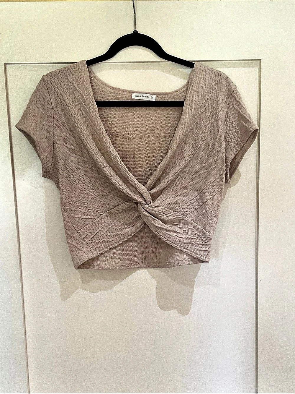 wasabi + mint Twist Front Short Sleeve Top in Pink Like New